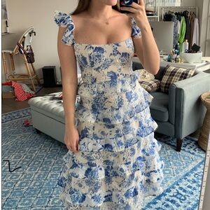 V. Chapman White and Blue Floral Tiered Midi Dress